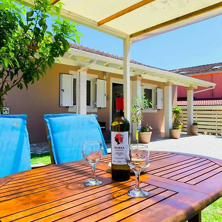 Bella Casa * Petrití